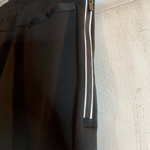 Nike Men’s Black Sweatpants/Joggers with White Logo - Picture 4 of 6